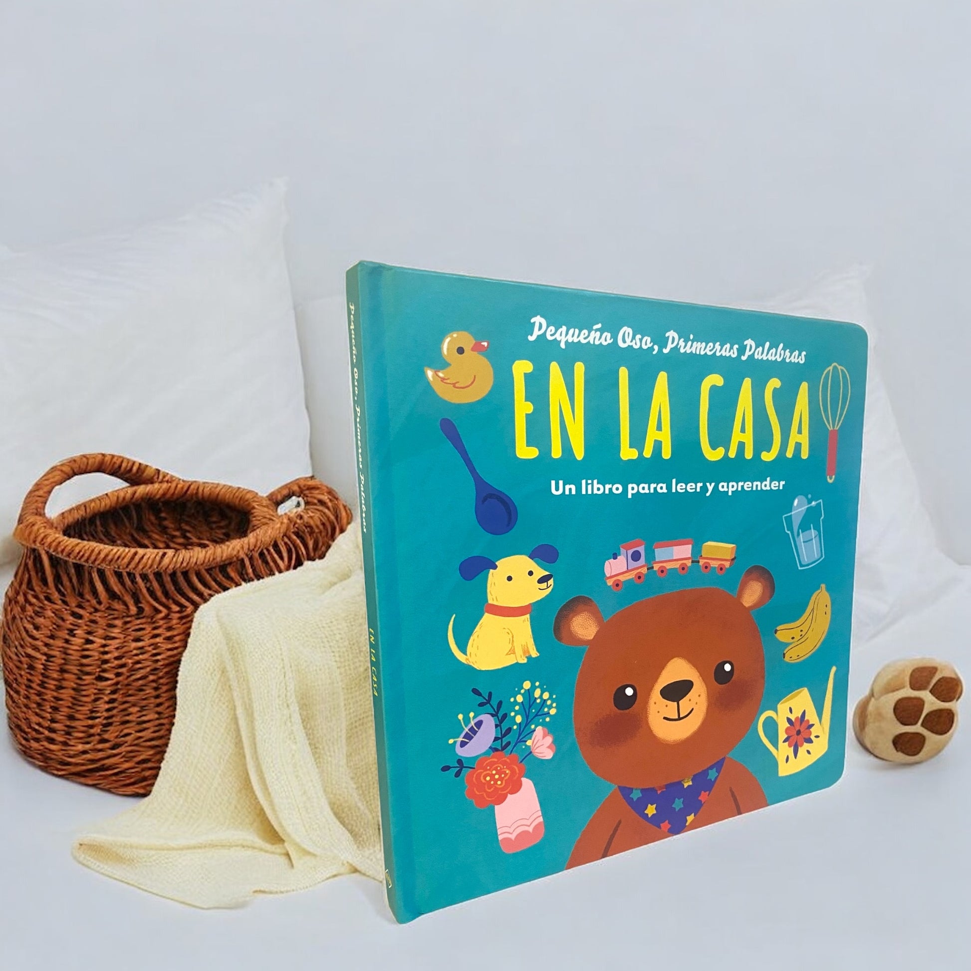 En la Casa, Un Libro Para Leer y Aprender desde 0 años República Dominicana